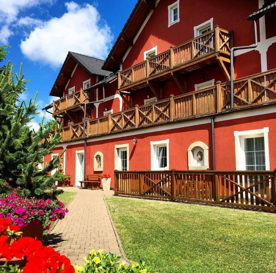 Hotel Barborka Přední Výtoň Eksteriør bilde